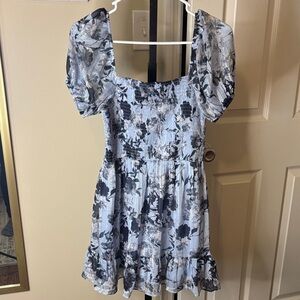 mi ami Light Blue, Navy, and White Floral Puff Sleeve Mini Dress